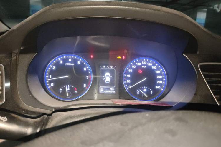 Used Hyundai Mistra 2014 1.8L Automatic Comfort Model GL Instrument Cluster