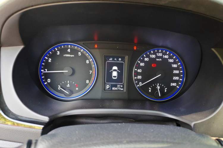 Used Hyundai Mistra 2014 1.8L Automatic Smart GLS Instrument Cluster