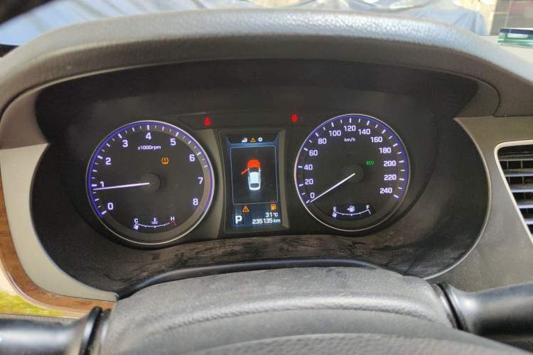 Used Hyundai Mistra 2014 1.8L Automatic Deluxe DLX Model Instrument Cluster