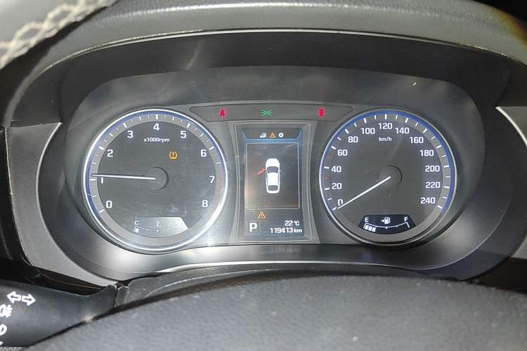 Used Hyundai Mistra 2014 1.8L Automatic Deluxe DLX Model Instrument Cluster