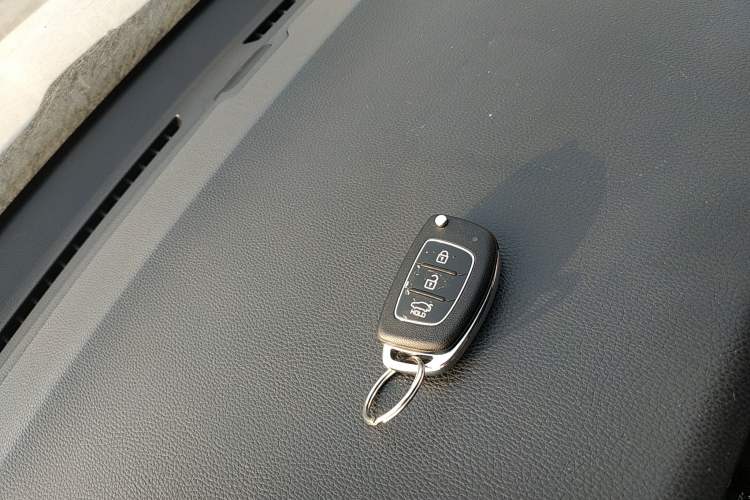 Used Hyundai Mistra 2014 1.8L Manual Comfort GL Model Interior 1