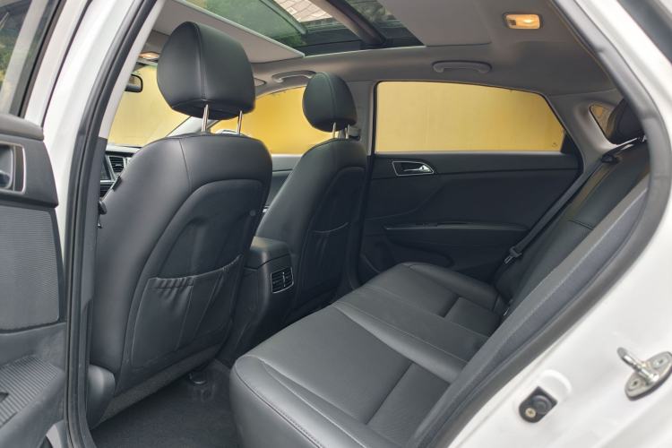 Used Hyundai Mistra 2014 1.8L Automatic Deluxe DLX Model Interior 2