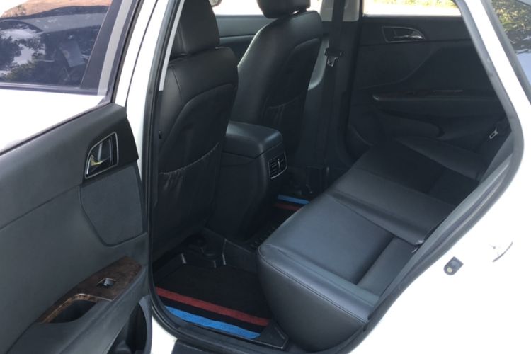 Used Hyundai Mistra 2014 1.8L Automatic Deluxe DLX Model Interior 2
