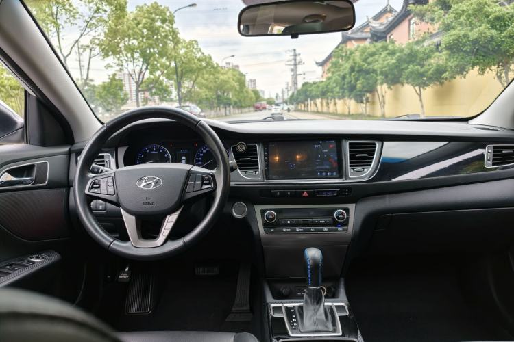 Used Hyundai Mistra 2014 1.8L Automatic Deluxe DLX Model Interior 3