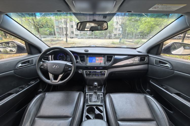 Used Hyundai Mistra 2014 1.8L Automatic Smart GLS Interior 6