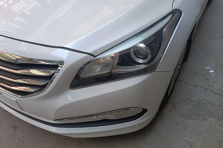 Used Hyundai Mistra 2014 1.8L Manual Comfort GL Model Left Front Headlight