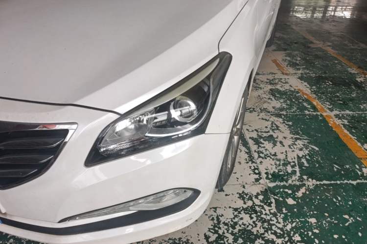 Used Hyundai Mistra 2014 1.8L Automatic Smart GLS Left Front Headlight