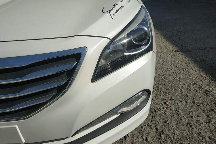 Used Hyundai Mistra 2014 1.8L Manual Comfort GL Model Left Front Headlight