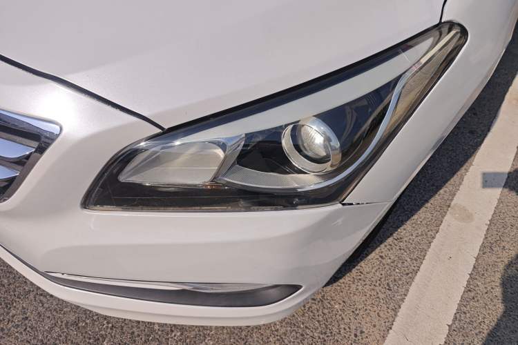 Used Hyundai Mistra 2014 1.8L Automatic Deluxe DLX Model Left Front Headlight