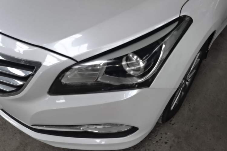 Used Hyundai Mistra 2014 1.8L Automatic Smart GLS Left Front Headlight