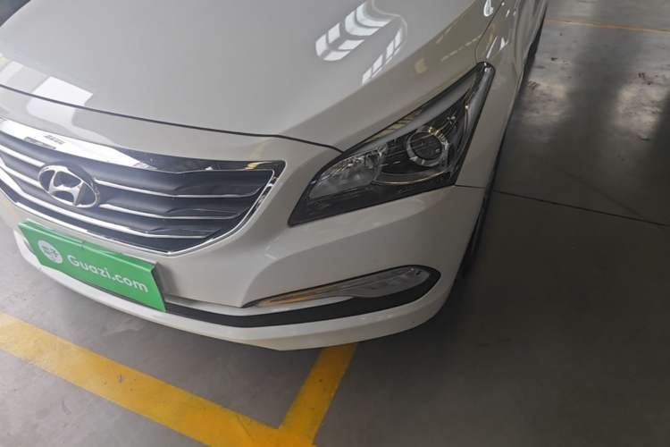 Used Hyundai Mistra 2014 1.8L Automatic Deluxe DLX Model Left Front Headlight