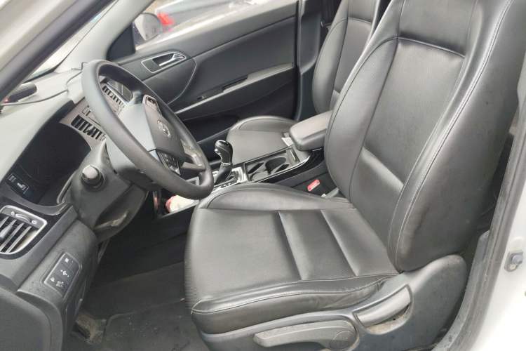 Used Hyundai Mistra 2014 1.8L Automatic Smart GLS Left Front Seat