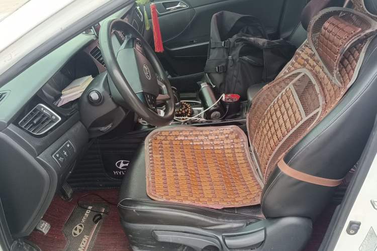 Used Hyundai Mistra 2014 1.8L Automatic Smart GLS Left Front Seat