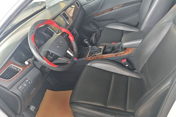 Used Hyundai Mistra 2014 1.8L Automatic Deluxe DLX Model Left Front Seat