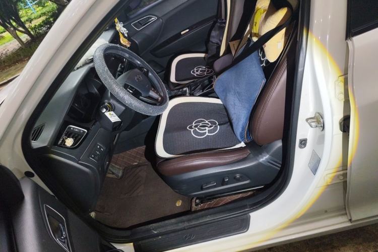 Used Hyundai Mistra 2014 1.8L Automatic Deluxe DLX Model Left Front Seat
