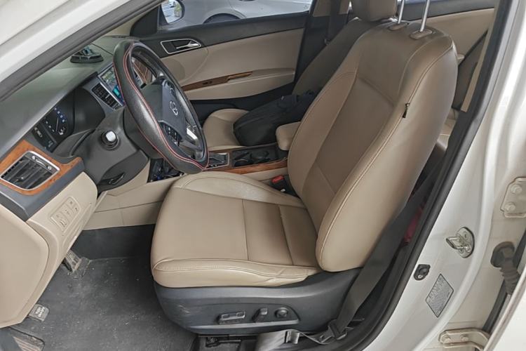 Used Hyundai Mistra 2014 1.8L Automatic Deluxe DLX Model Left Front Seat