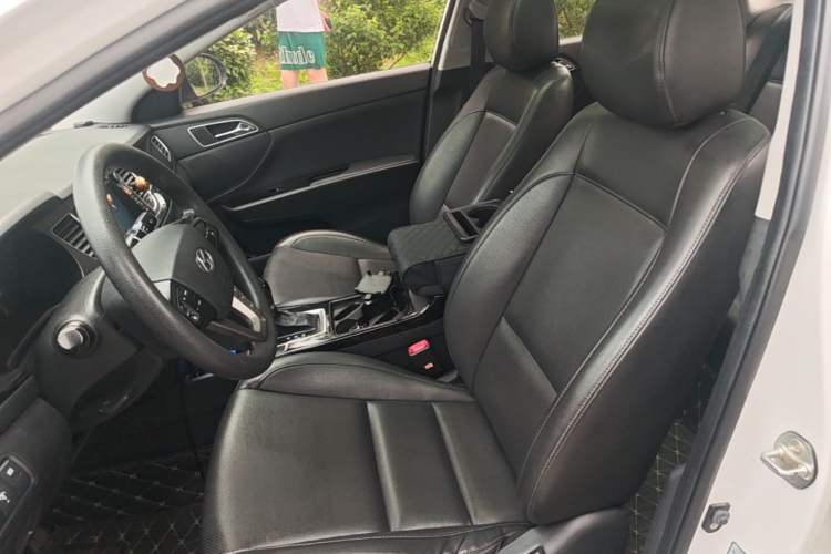 Used Hyundai Mistra 2014 1.8L Automatic Smart GLS Left Front Seat