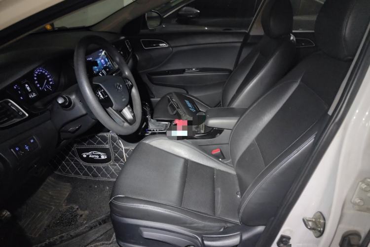 Used Hyundai Mistra 2014 1.8L Automatic Smart GLS Left Front Seat