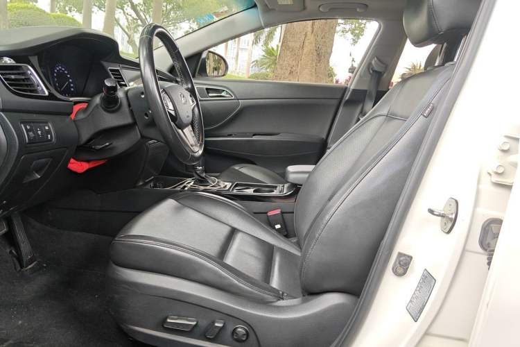 Used Hyundai Mistra 2014 1.8L Automatic Deluxe DLX Model Left Front Seat