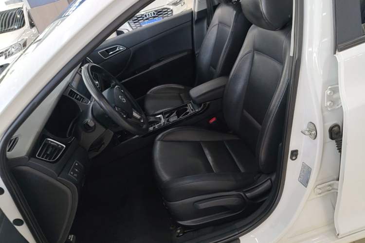 Used Hyundai Mistra 2014 1.8L Automatic Smart GLS Left Front Seat