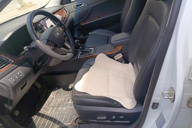 Used Hyundai Mistra 2014 1.8L Automatic Deluxe DLX Model Left Front Seat
