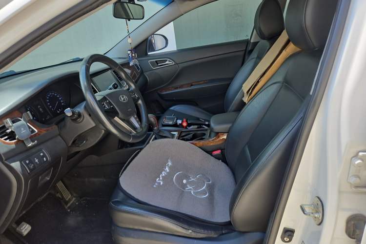 Used Hyundai Mistra 2014 1.8L Automatic Deluxe DLX Model Left Front Seat