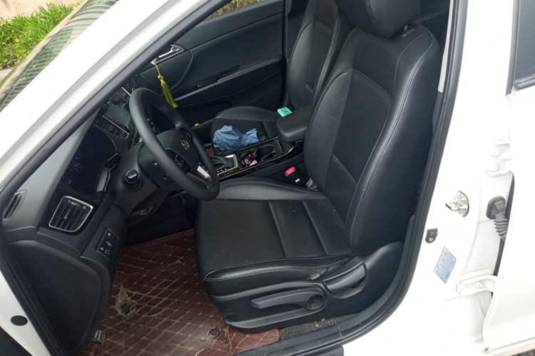 Used Hyundai Mistra 2014 1.8L Automatic Smart GLS Left Front Seat