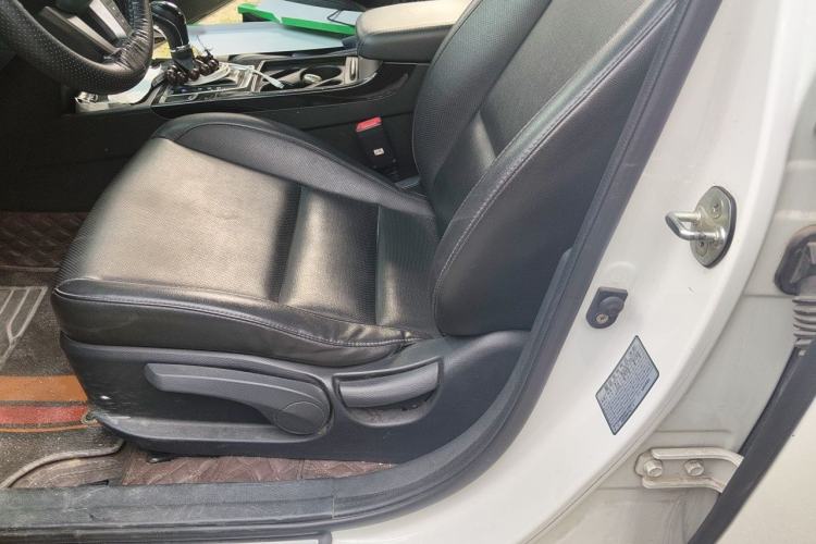 Used Hyundai Mistra 2014 1.8L Automatic Smart GLS Left Front Seat