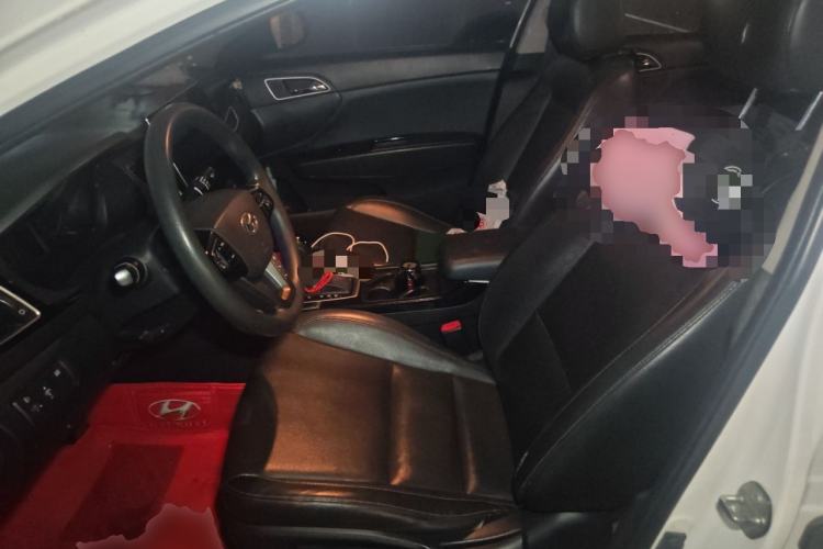 Used Hyundai Mistra 2014 1.8L Automatic Smart GLS Left Front Seat