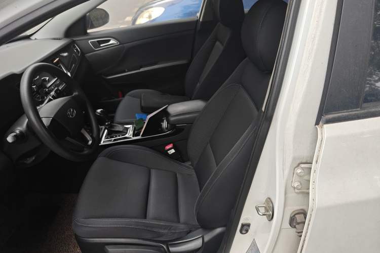 Used Hyundai Mistra 2014 1.8L Automatic Comfort Model GL Left Front Seat