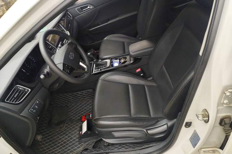 Used Hyundai Mistra 2014 1.8L Automatic Smart GLS Left Front Seat