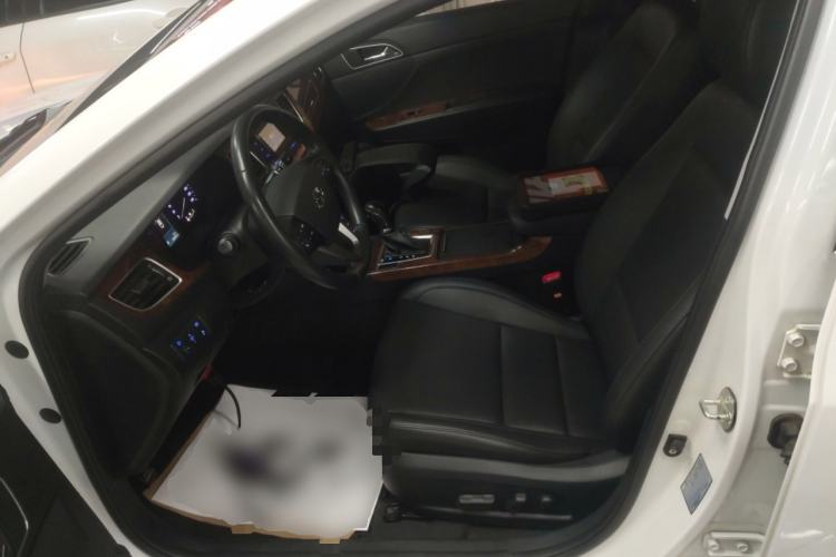 Used Hyundai Mistra 2014 1.8L Automatic Deluxe DLX Model Left Front Seat