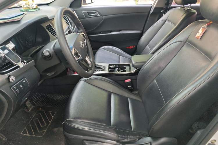 Used Hyundai Mistra 2014 1.8L Automatic Smart GLS Left Front Seat