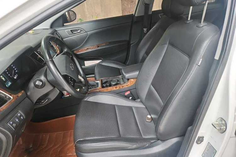 Used Hyundai Mistra 2014 1.8L Automatic Deluxe DLX Model Left Front Seat