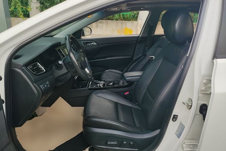 Used Hyundai Mistra 2014 1.8L Automatic Deluxe DLX Model Left Front Seat