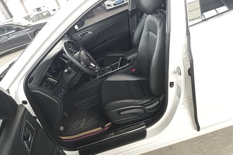 Used Hyundai Mistra 2014 1.8L Automatic Smart GLS Left Front Seat