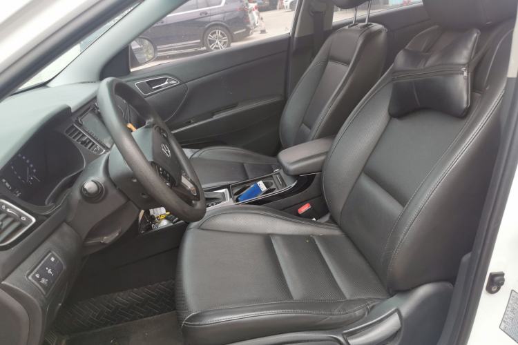 Used Hyundai Mistra 2014 1.8L Automatic Smart GLS Left Front Seat