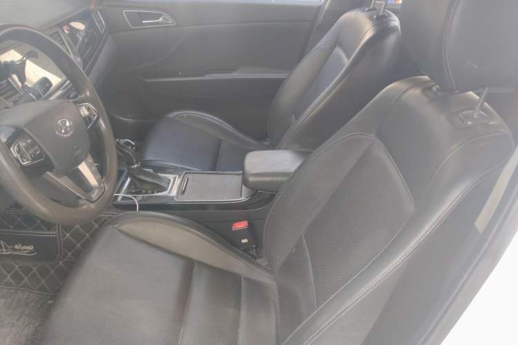 Used Hyundai Mistra 2014 1.8L Automatic Smart GLS Left Front Seat