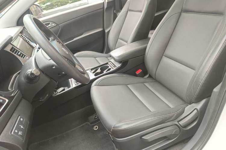 Used Hyundai Mistra 2014 1.8L Automatic Smart GLS Left Front Seat