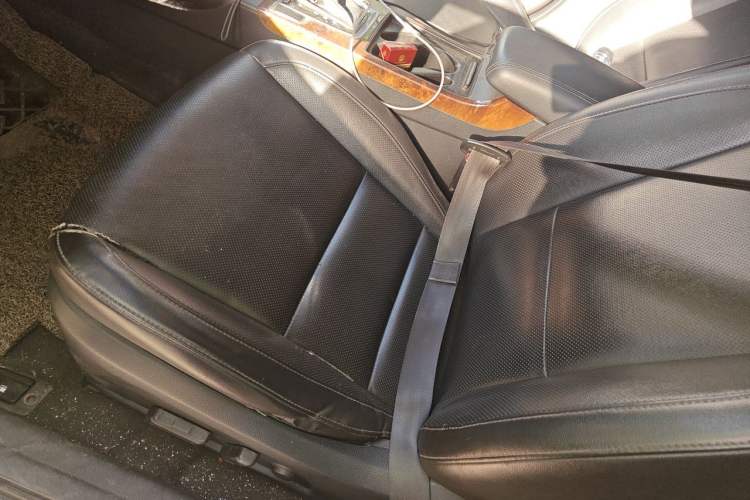 Used Hyundai Mistra 2014 1.8L Automatic Deluxe DLX Model Left Front Seat