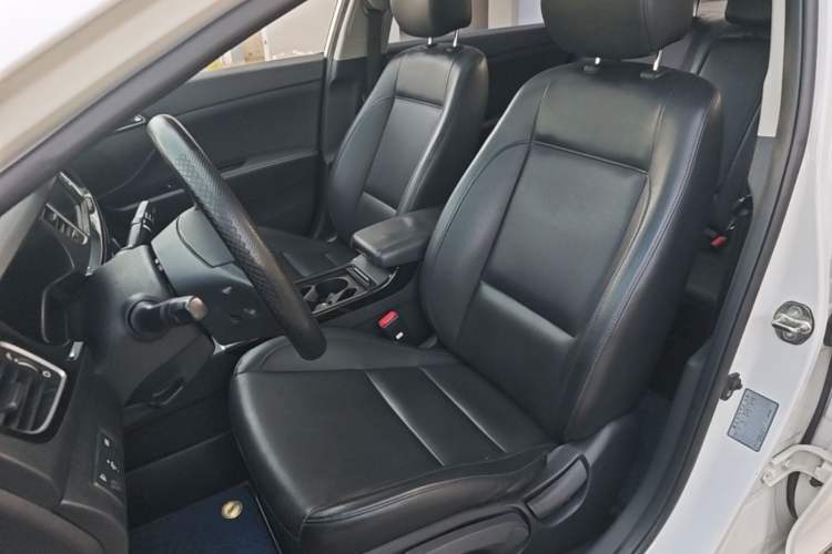 Used Hyundai Mistra 2014 1.8L Automatic Smart GLS Left Front Seat
