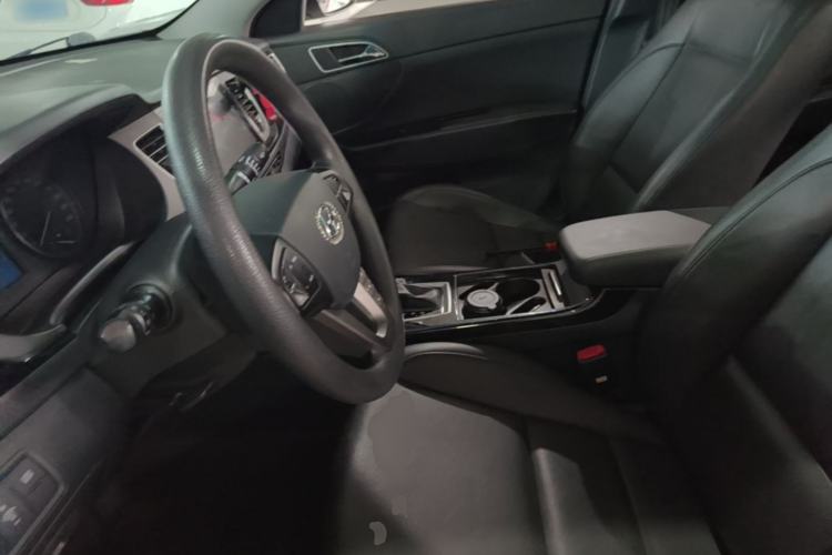 Used Hyundai Mistra 2014 1.8L Automatic Smart GLS Left Front Seat