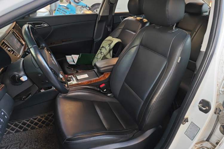 Used Hyundai Mistra 2014 1.8L Automatic Deluxe DLX Model Left Front Seat