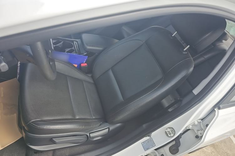 Used Hyundai Mistra 2014 1.8L Automatic Smart GLS Left Front Seat