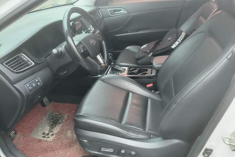 Used Hyundai Mistra 2014 1.8L Automatic Deluxe DLX Model Left Front Seat