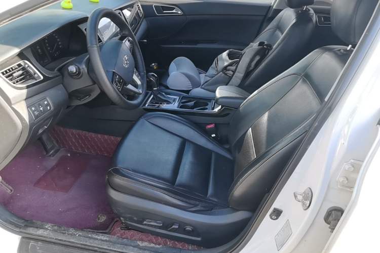 Used Hyundai Mistra 2014 1.8L Automatic Deluxe DLX Model Left Front Seat