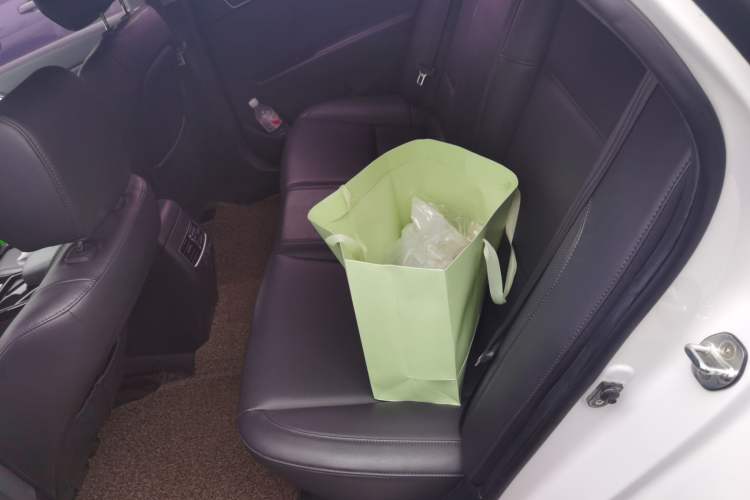 Used Hyundai Mistra 2014 1.8L Automatic Smart GLS Left Rear Seat
