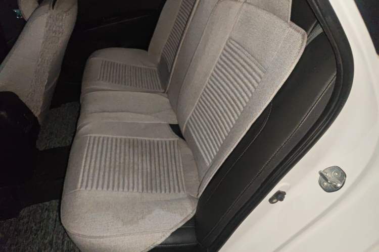 Used Hyundai Mistra 2014 1.8L Automatic Smart GLS Left Rear Seat