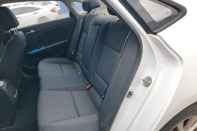 Used Hyundai Mistra 2014 1.8L Manual Comfort GL Model Left Rear Seat