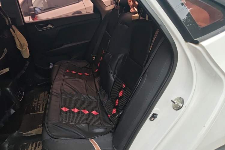 Used Hyundai Mistra 2014 1.8L Manual Comfort GL Model Left Rear Seat